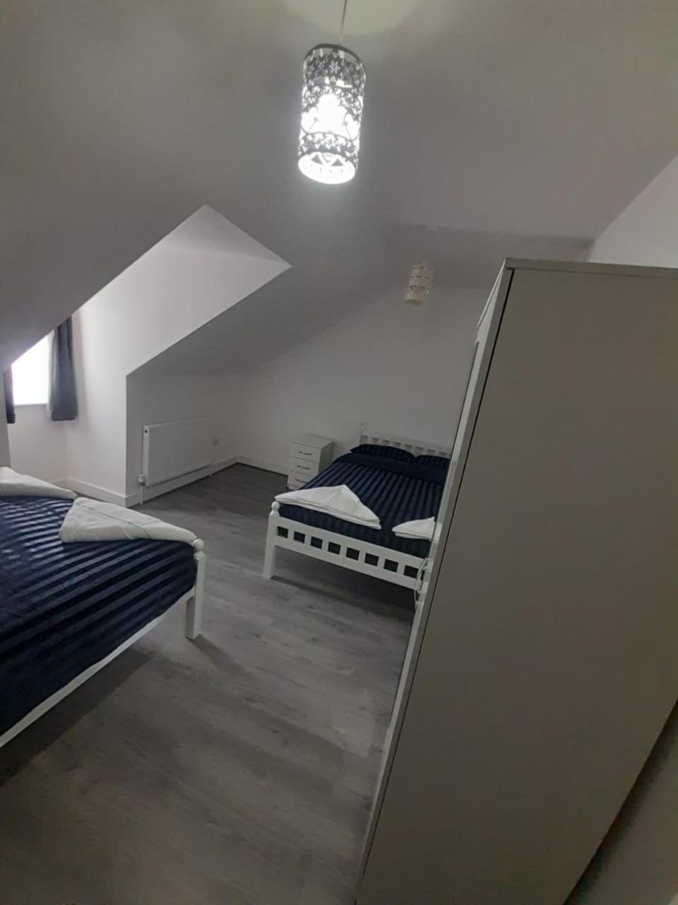 Rayan'S Lodge Stratford Londen Buitenkant foto