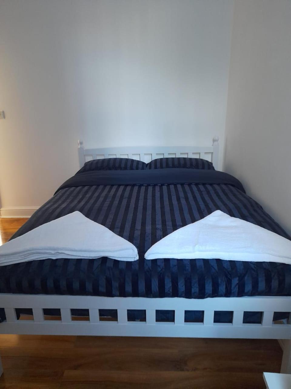 Rayan'S Lodge Stratford Londen Buitenkant foto